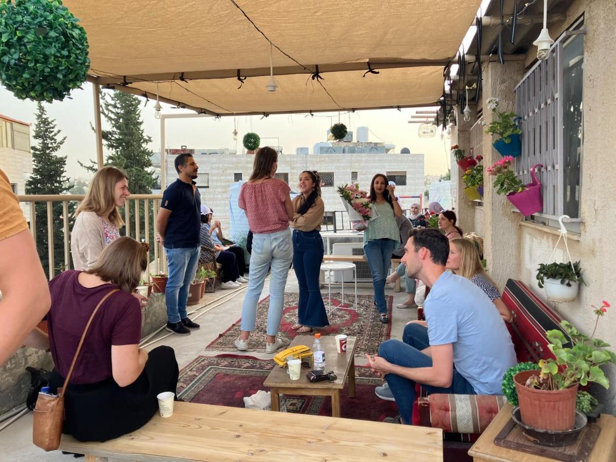 Darna Hostel Amman Esterno foto