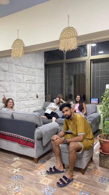Darna Hostel Amman Esterno foto