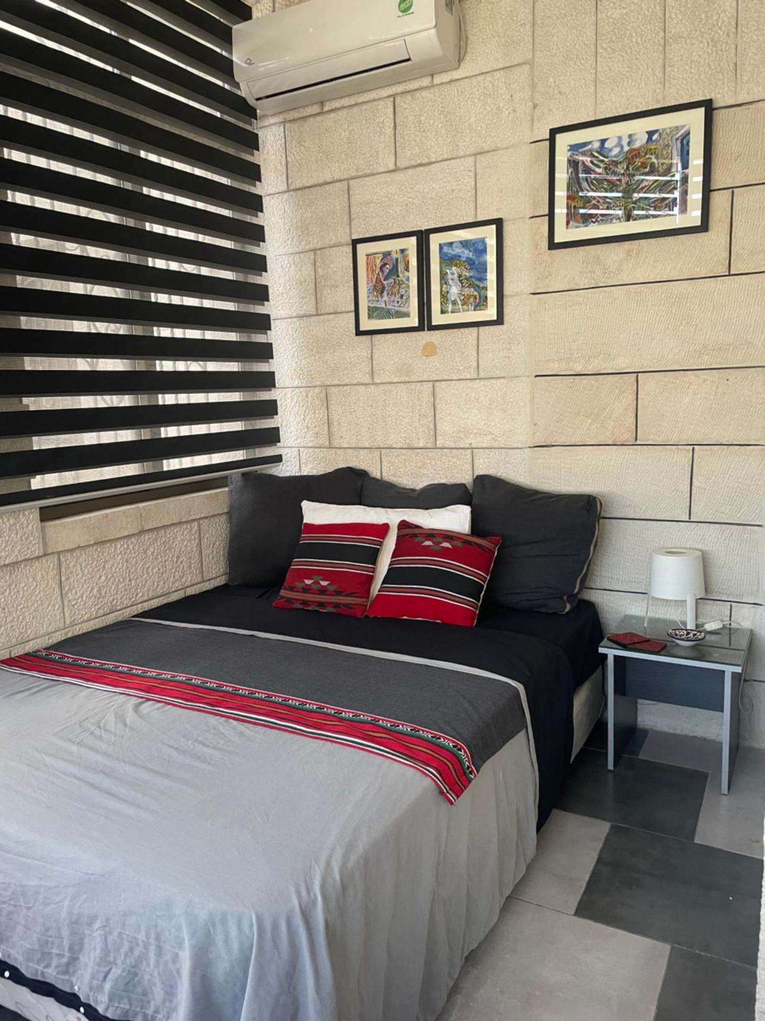 Darna Hostel Amman Esterno foto
